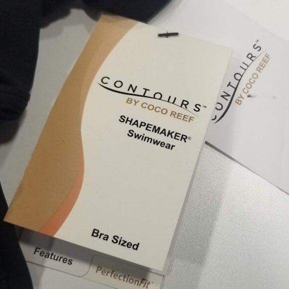 Coco Reef  Keepsake Solitaire V-Neck One-Piece Swimsuit - Picture 12 of 12